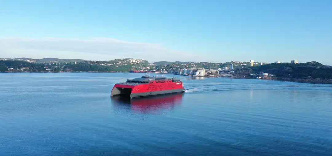 Fjord Line Le ferry rapide Fjord FSTR est en service sur la ligne Hirtshals-Kristiansand