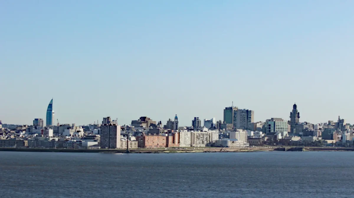La ville portuaire de Montevideo en Uruguay.
