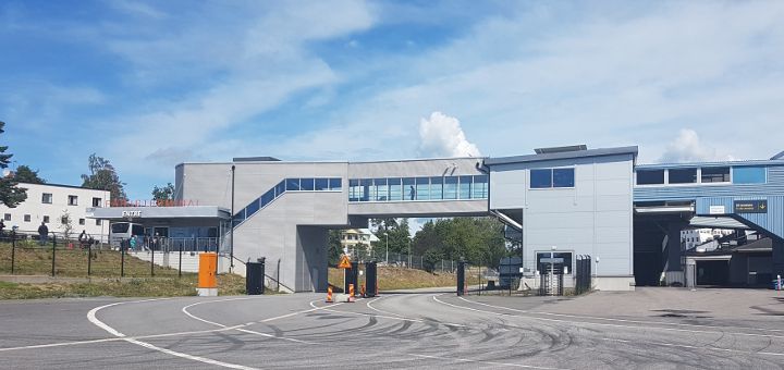 Le terminal des ferries à Nynäshamn. C'est ici que les piétons et les cyclistes montent et descendent.