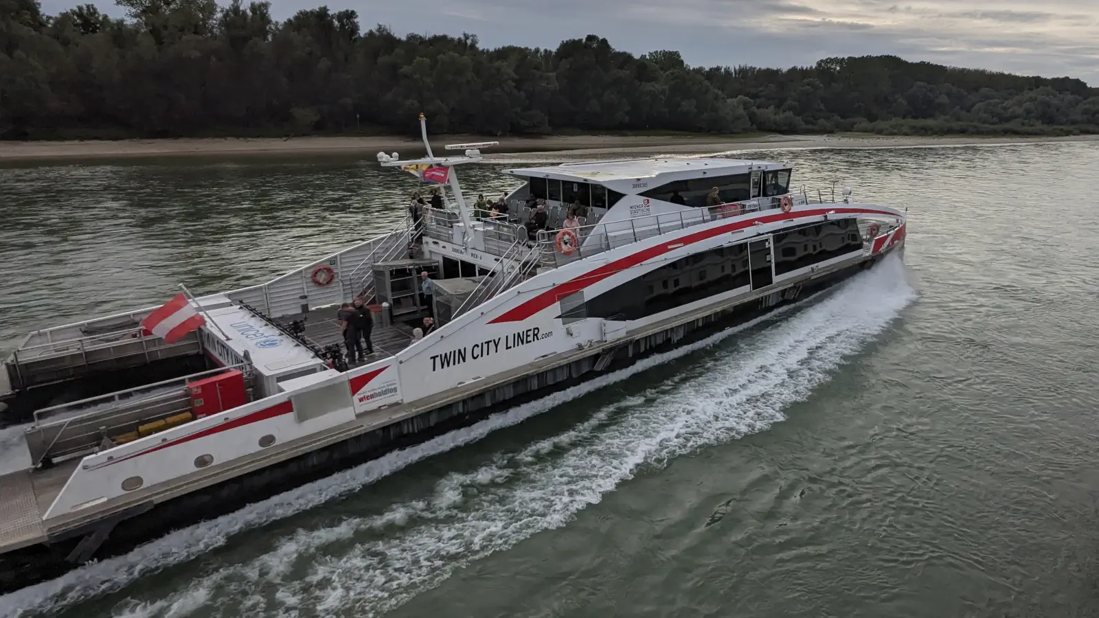 Twin City Liner - en bateau de Vienne à Bratislava