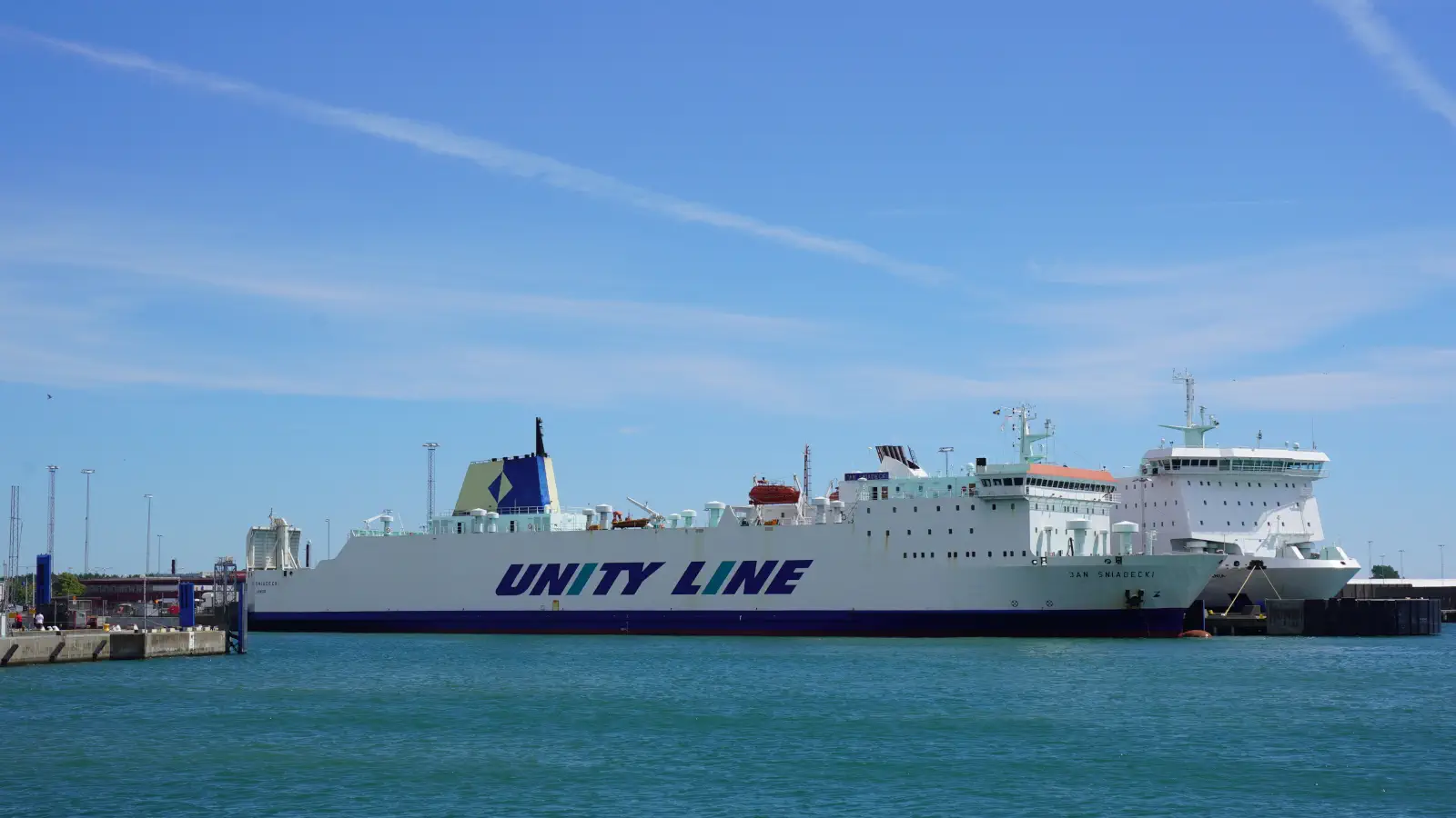 La ligne Unity Ferry Jan Sniadecki dans le port d'Ystad.